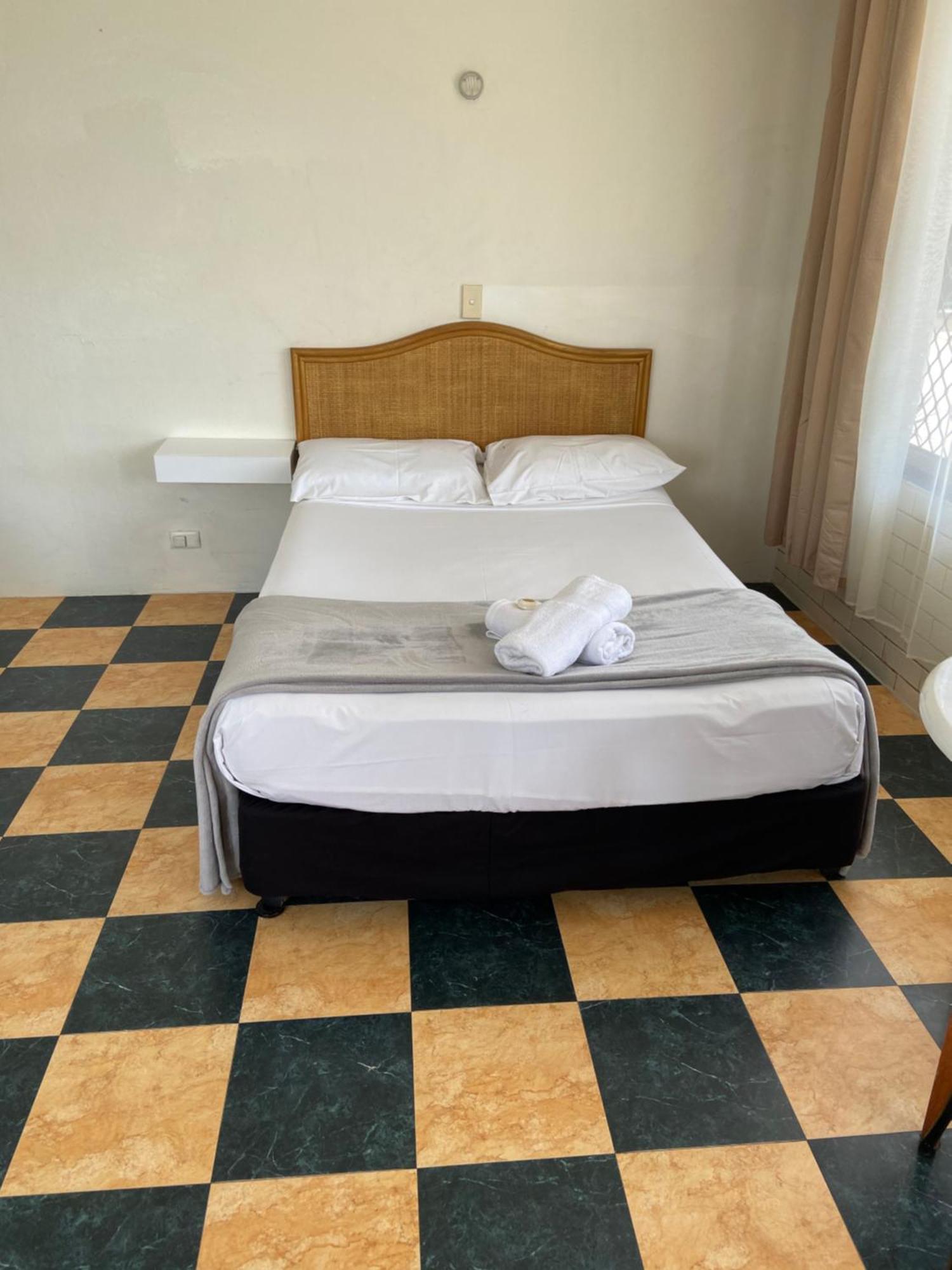 Queenslander Motel Χρυσή Ακτή Εξωτερικό φωτογραφία