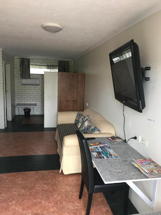 Queenslander Motel Χρυσή Ακτή Εξωτερικό φωτογραφία